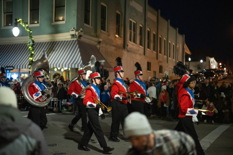 2022 Stanford Christmas Parade Gallery Wilderness Road Hospitality